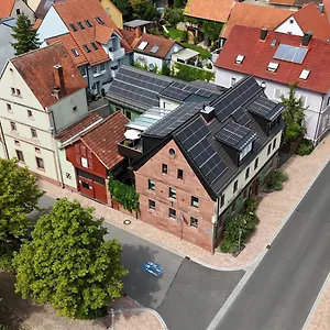 Hotel Wirtshaus & Zur Alten Brauerei Zapf, Uettingen